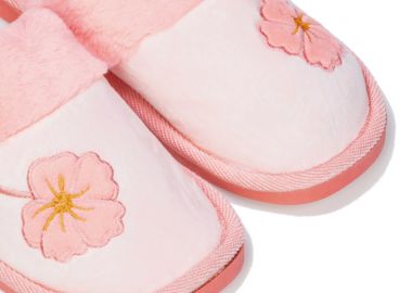 Παντόφλες ροζ και φούξια σουέτ σχέδιο λουλούδι ΡΟΖ - Tsoukalas - 