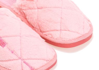 Παντόφλες ροζ σουέτ με σχέδιο φύλλο και φράση climb ΡΟΖ - Tsoukalas - 