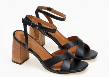 Πέδιλα χιαστί με χοντρό τακούνι - Μαύρο - Issue - 