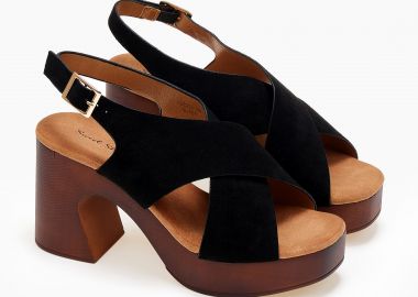 Πέδιλα clogs με suede υφή και χιαστί φάσες - Μαύρο - Issue - 