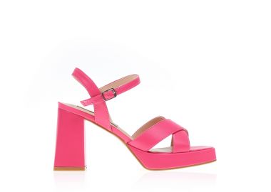 Πέδιλα φούξια δερματίνη με χιαστί φάσα και φιάπα ΦΟΥΞΙΑ - Tsoukalas - 