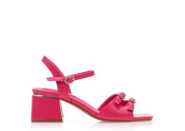 Πέδιλα φούξια δερματίνη με στρας και μεταλλική λεπτομέρεια στο τακούνι ΦΟΥΞΙΑ - Tsoukalas - 