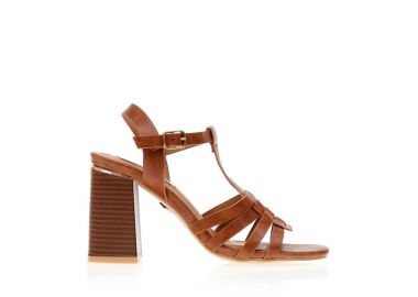 Πέδιλα κάμελ δερματίνη με ιδιαίτερη φάσα και μεταλλική λεπτομέρεια στο τακούνι ΚΑΜΕΛ - Tsoukalas - 