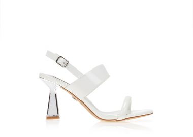 Πέδιλα λευκά λουστρίνι με ιδιαίτερο τακούνι και μεταλλικές λεπτομέρειες ΛΕΥΚΟ - Tsoukalas - 