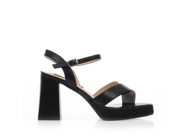 Πέδιλα μαύρα δερματίνη με χιαστί φάσα και φιάπα ΜΑΥΡΟ - Tsoukalas - 
