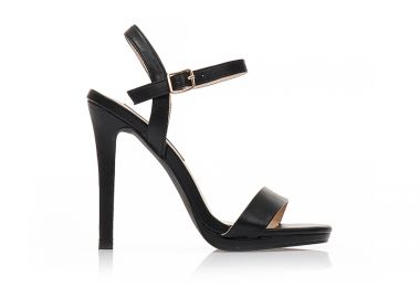 Πέδιλα μαύρα δερματίνη με λουράκια στον αστράγαλο ΜΑΥΡΟ - Tsoukalas - 