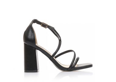 Πέδιλα μαύρα δερματίνη με πολλαπλά χιαστί λουράκια ΜΑΥΡΟ - Tsoukalas - 