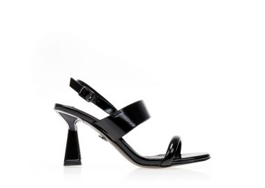 Πέδιλα μαύρα λουστρίνι με ιδιαίτερο τακούνι και μεταλλικές λεπτομέρειες ΜΑΥΡΟ - Tsoukalas - 