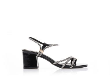 Πέδιλα μαύρα λουστρίνι με λουράκια από στρας ΜΑΥΡΟ - Tsoukalas - 