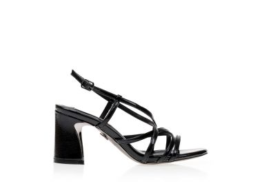 Πέδιλα μαύρα λουστρίνι με πολλαπλά λουράκια και μεταλλική λεπτομέρεια στο τακούνι ΜΑΥΡΟ - Tsoukalas - 