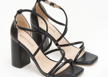 Πέδιλα με χιαστί λουράκια και χοντρό τακούνι - Μαύρο - Issue - 