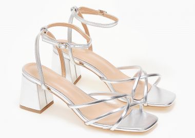 Πέδιλα με χοντρό τακούνι και λουράκια - Ασημί - Issue - 
