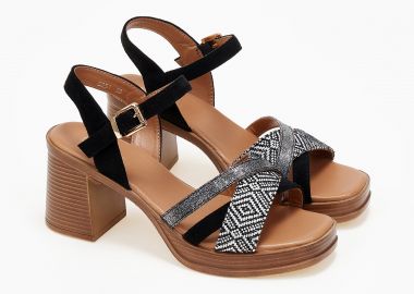 Πέδιλα με χοντρό τακούνι σε boho στυλ - Μαύρο - Issue - 