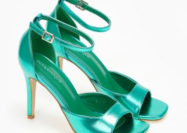 Πέδιλα με κλειστή φτέρνα και μπαρέτα - Πράσινο - Issue - 