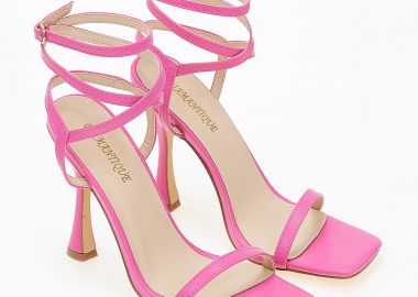 Πέδιλα με λεπτά λουράκια και ιδιαίτερο τακούνι - Ροζ - Issue - 