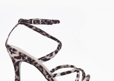 Πέδιλα με λεπτό τακούνι και στρογγυλά λουράκια - Λεοπάρ - Issue - 