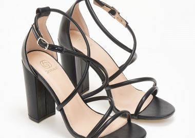 Πέδιλα με στρογγυλά λουράκια - Μαύρο - Issue - 