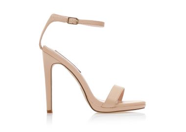 Πέδιλα μπεζ δερματίνη με λεπτή φάσα και λουράκι στον αστράγαλο ΜΠΕΖ - Tsoukalas - 