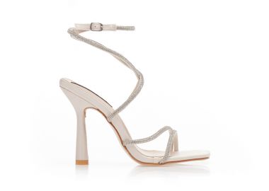 Πέδιλα μπεζ σατέν με λουράκια από στρας και ιδιαίτερο τακούνι ΜΠΕΖ - Tsoukalas - 