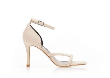 Πέδιλα μπεζ υφασμάτινα με λεπτή φάσα και λοξό λουράκι ΜΠΕΖ - Tsoukalas - 