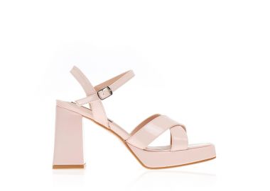 Πέδιλα nude λουστρίνι με χιαστί φάσα και φιάπα NUDE - Tsoukalas - 