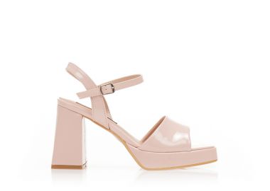 Πέδιλα nude λουστρίνι με φιάπα και λουράκι στον αστράγαλο NUDE - Tsoukalas - 