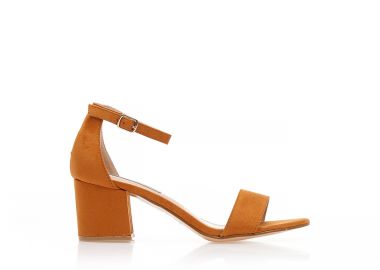 Πέδιλα TSOUKALAS κάμελ σουέτ με λουράκι στον αστράγαλο και χοντρό τακούνι ΚΑΜΕΛ - Tsoukalas - 