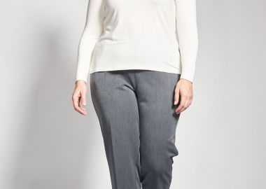 Peg παντελόνι twill TR με μεταλλικές λεπτομέρειες -  - 