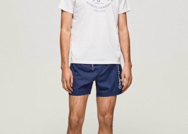 Pepe Jeans ανδρικό μαγιό σορτς μονόχρωμο με contrast logo print στο πλάι 