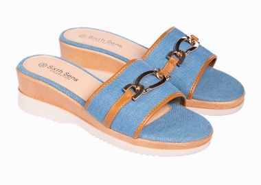 Πλατφόρμες με μεταλλική λεπτομέρεια - Τζιν - Issue - 