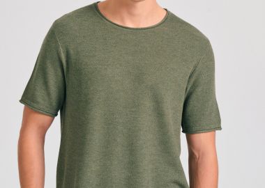 Πλεκτή κοντομάνικη μπλούζα με basket weaving - FUNKY BUDDHA - 