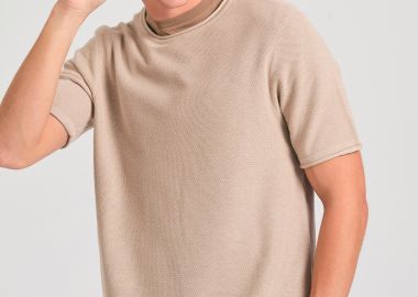 Πλεκτή κοντομάνικη μπλούζα με basket weaving - FUNKY BUDDHA - 