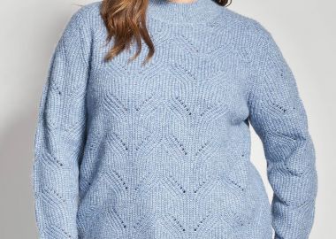 Πλεκτό πουλόβερ με ψηλό λαιμό και ανάγλυφη πλέξη -  - 