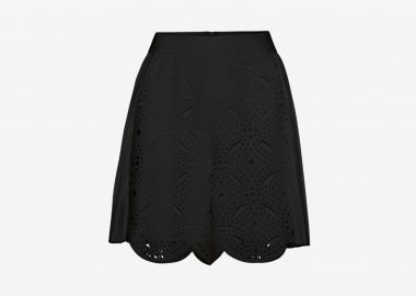 Plisse Paneled Shorts in Black - Cutcuutur - 