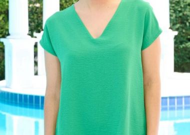 ΠΡΑΣΙΝΗ ΖΑΠΟΝΕ ΜΠΛΟΥΖΑ ΣΕ ΙΣΙΑ ΓΡΑΜΜΗ - Anna Raxevsky - 