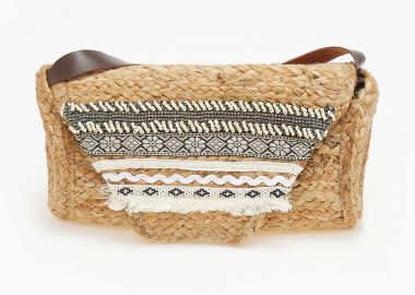 Ψάθινο τσαντάκι με διακοσμητικά στοιχεία - Μαύρο - Issue - 