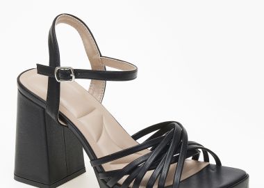 Ψηλά γυναικεία πέδιλα με χοντρό τακούνι και φιάπα - Μαύρο - Issue - 