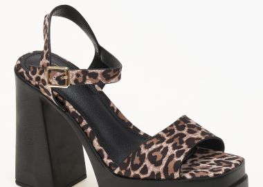 Ψηλά πέδιλα - clogs με φιάπα και χοντρό τακούνι - Λεοπάρ - Issue - 