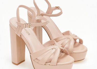 Ψηλά πέδιλα με χοντρό τακούνι και φιάπα - Μπεζ - Issue - 