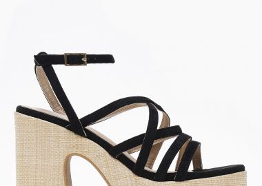 Ψηλά πέδιλα με σχέδιο ψάθας στο τακούνι - Μαύρο - Issue - 