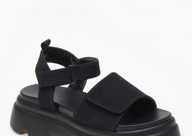 Ψηλά σανδάλια flatform με ρυθμιζόμενη φάσα - Μαύρο - Issue - 