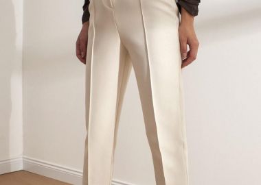 Ψηλόμεσο γυναικείο παντελόνι με διακοσμητικές τσέπες - SOU - 