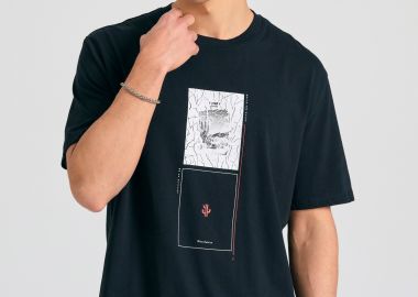 Relaxed fit t-shirt με abstract τύπωμα - FUNKY BUDDHA - 