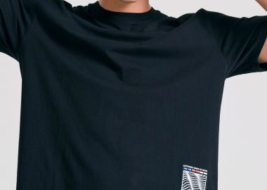 Relaxed fit t-shirt με abstract τύπωμα - FUNKY BUDDHA - 