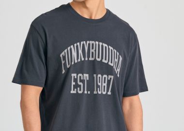 Relaxed fit t-shirt με branded τύπωμα - FUNKY BUDDHA - 