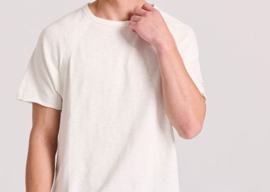 Relaxed fit t-shirt με raglan μανίκι και raw cuts - FUNKY BUDDHA - 