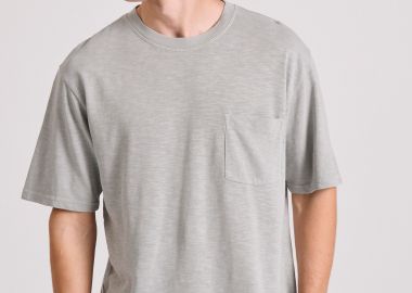 Relaxed fit t-shirt με τσέπη στο στήθος - FUNKY BUDDHA - 