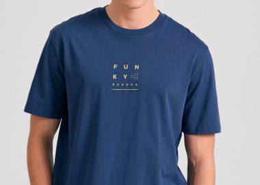 Relaxed t-shirt με text artwork τύπωμα στην πλάτη - FUNKY BUDDHA - 