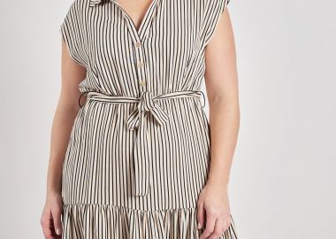 Ριγέ φόρεμα μίνι με βολάν από βισκόζη -  - 