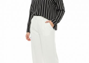 Ριγέ πουκαμίσα με μανίκια με ρεβέρ σε μαύρο και λευκό χρώμα -  - 